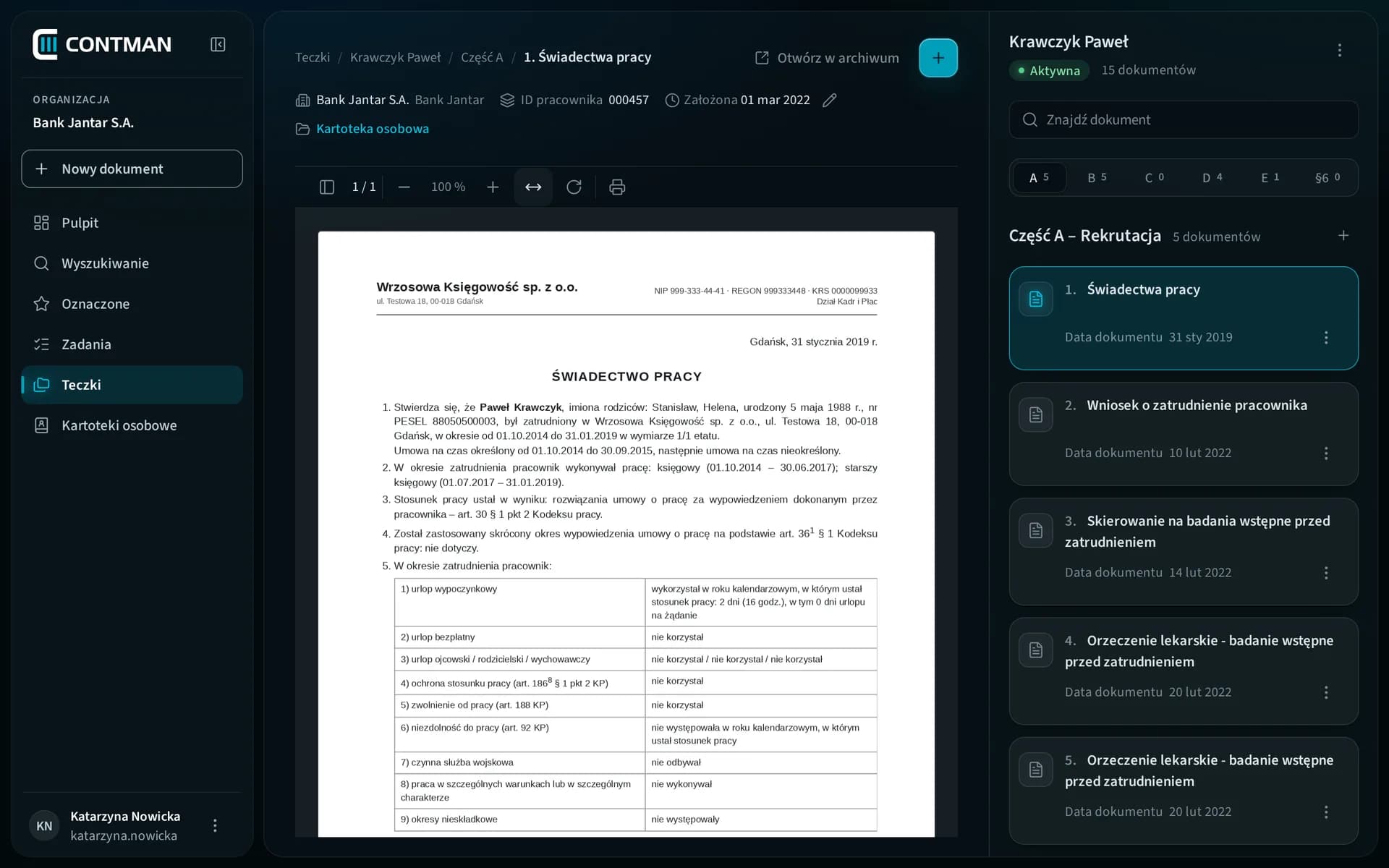 CONTMAN HR: teczka pracownika w fikcyjnym Banku Jantar z częściami A-E, ponumerowanymi dokumentami i podglądem pliku